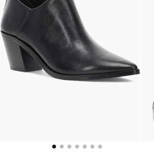 New Frye Sara Black Leather Ankle Booties